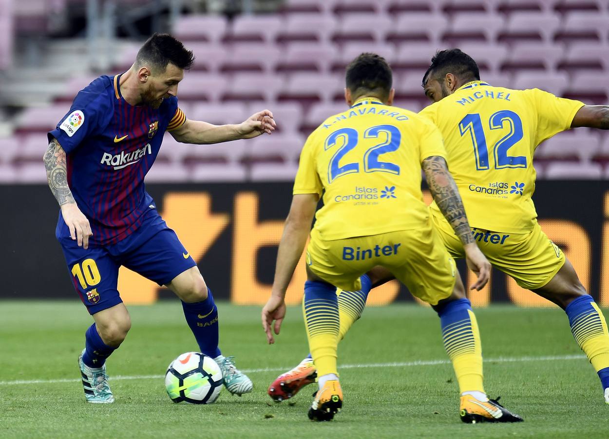 Las mejores imágenes del partido de la séptima joranda de Liga entre el Barcelona y e Las Palmas, que se ha disputado a puerta cerrada.