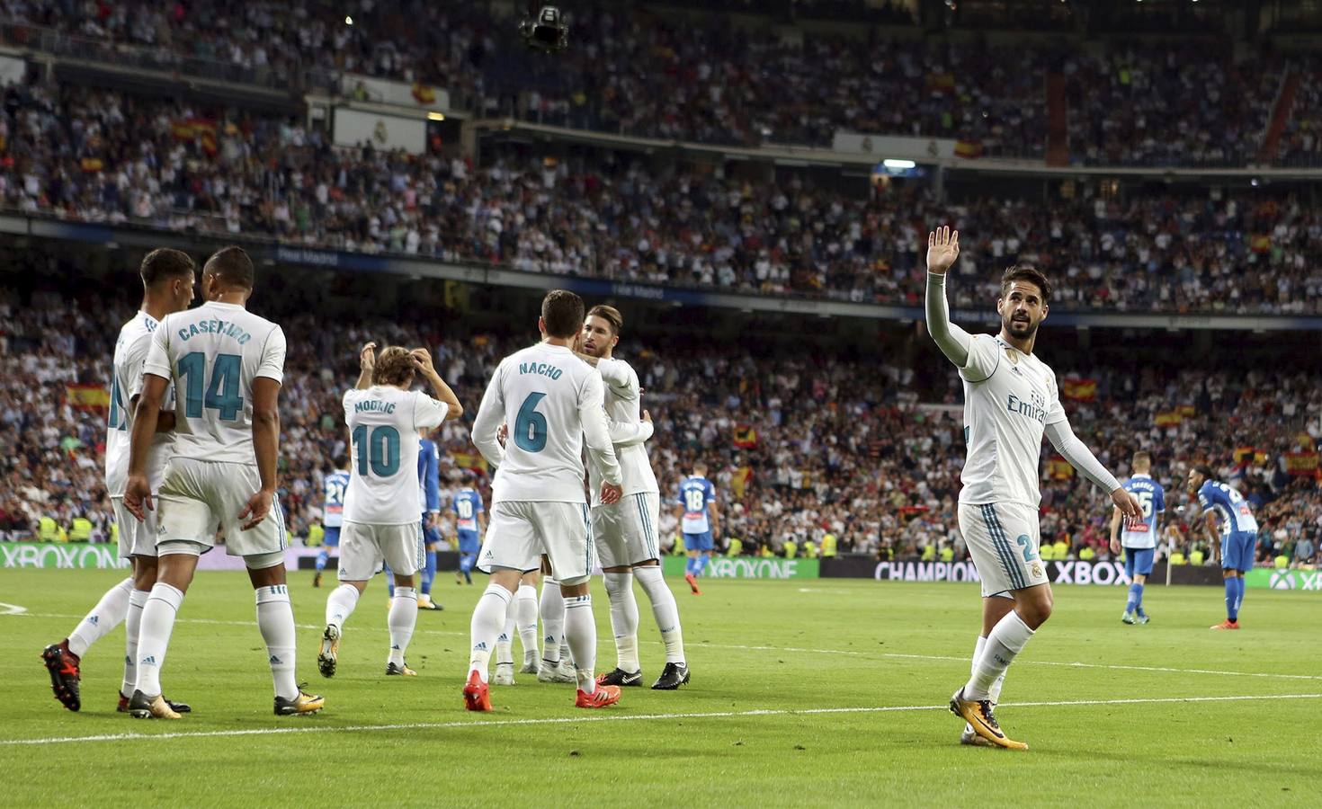 Partido correspondiente a la séptima jornada de Liga entre el Real Madrid y el Espanyol, en el Santiago Bernabéu. 