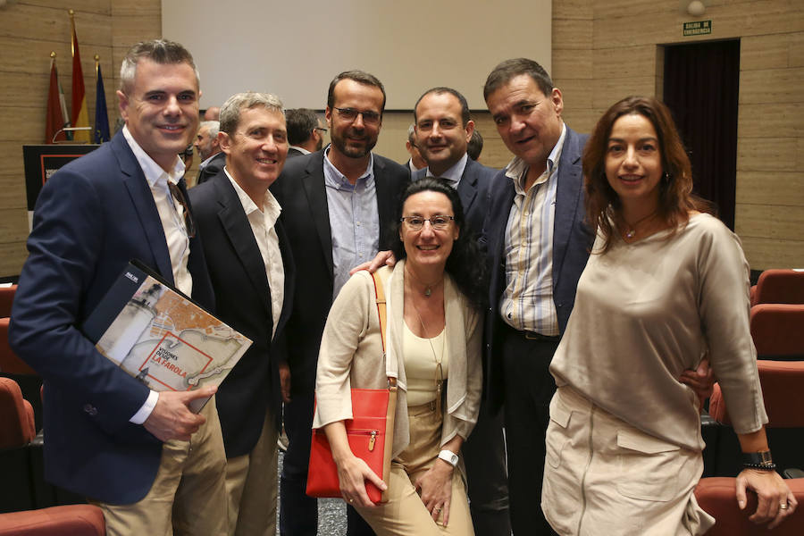 El suplemento se convierte en un estimulante recorrido por la transformación de la ciudad en los últimos 200 años