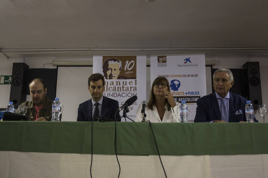 El articulista de SUR Jesús Nieto ha impartido la clase