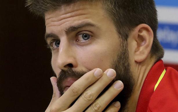 Piqué vuelve a generar polémica en redes con un tuit contra el Parlament