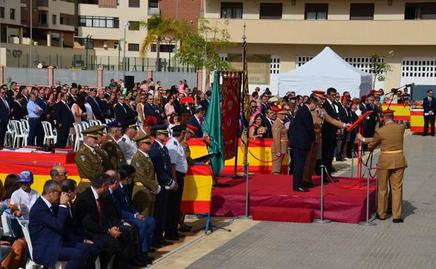 Los guiños malagueños del coronel de los Regulares de Melilla en su discurso