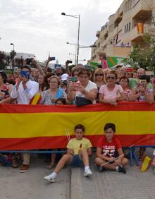 Imagen secundaria 2 - Honores a la bandera nacional en Vélez-Málaga con los Regulares