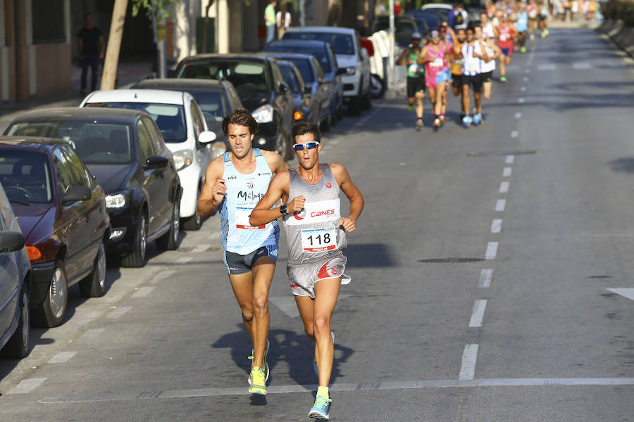 En su quinta edición, la prueba urbana ha llegado a los 800 corredores
