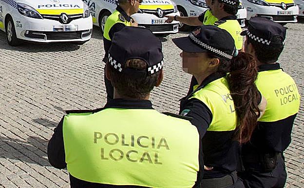 El Ayuntamiento convoca 15 plazas para Policía Local en turno libre. 