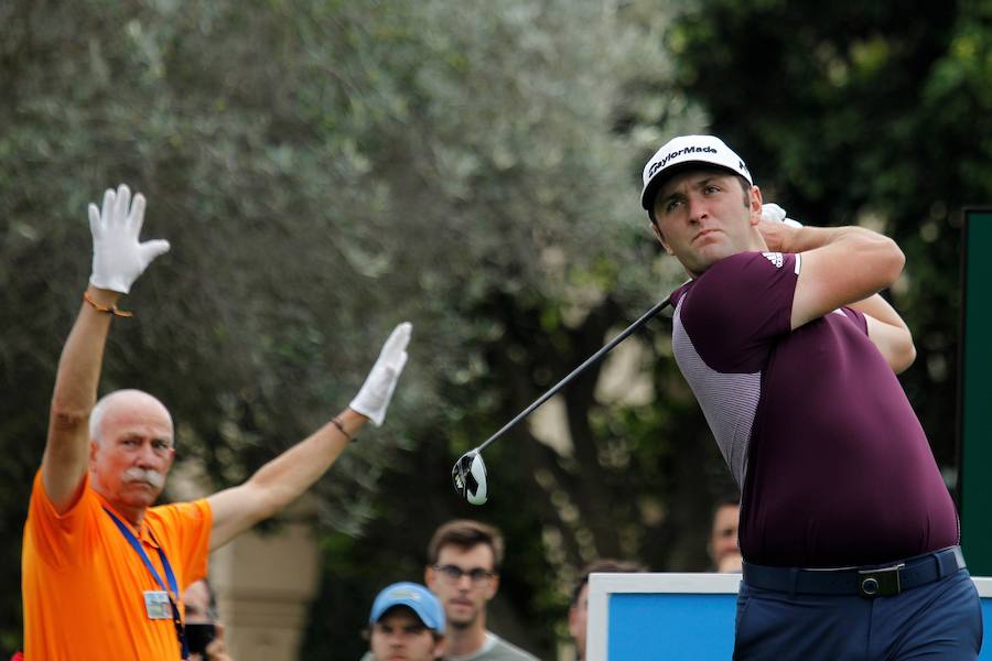 El Andalucía Valderrama Máster definirá los candidatos a entrar en la Carrera hacia Dubai. Así ha sido la primera jornada, en imágenes