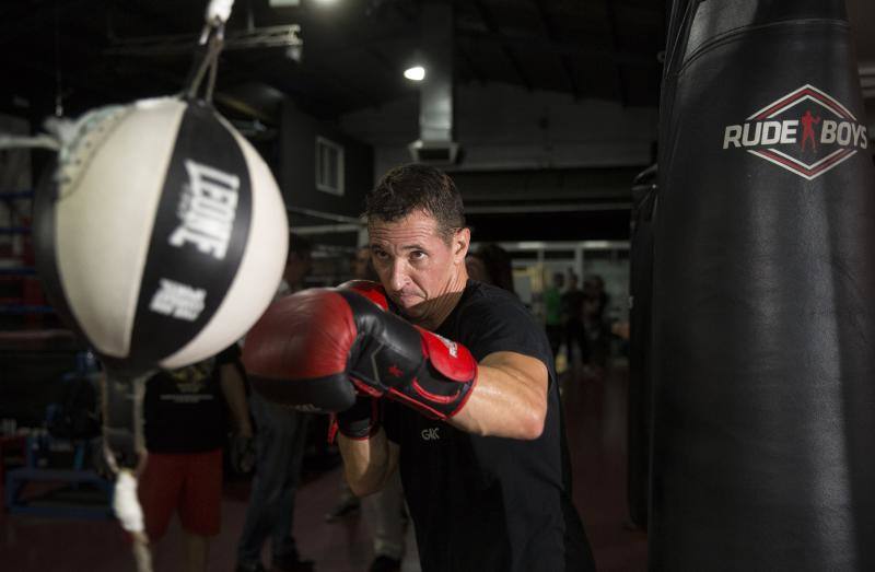 El legendario púgil estadounidense se encuentra en la capital para dar un impulso al deporte en la ciudad