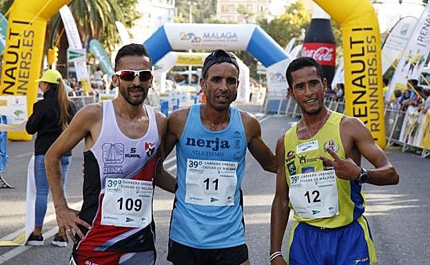 El Mouaziz junto a Sabili y Díaz Carretero, vencedores de la prueba.