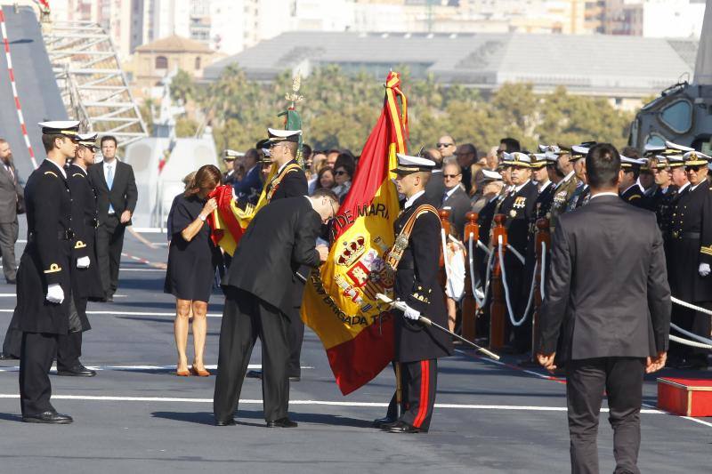 Fotos de la jura de bandera civil en el portaaviones Juan carlos I en Málaga (VI)