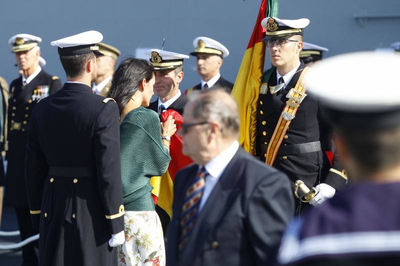 Fotos de la jura de bandera civil en el portaaviones Juan carlos I en Málaga (VI)