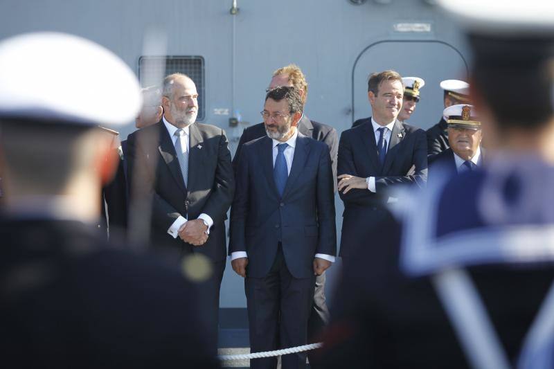 Fotos de la jura de bandera civil en el portaaviones Juan carlos I en Málaga (VI)