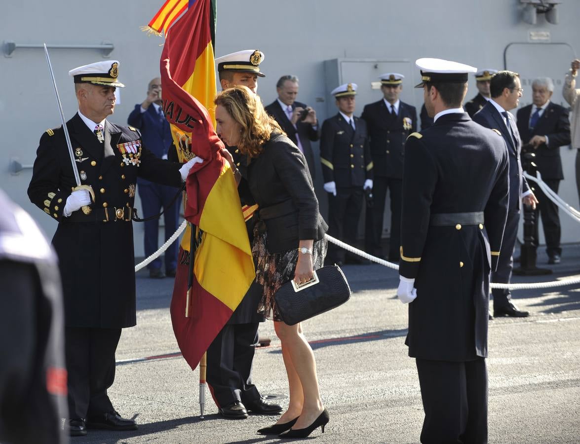 Fotos de la jura de bandera civil en el portaaviones Juan carlos I en Málaga (III)