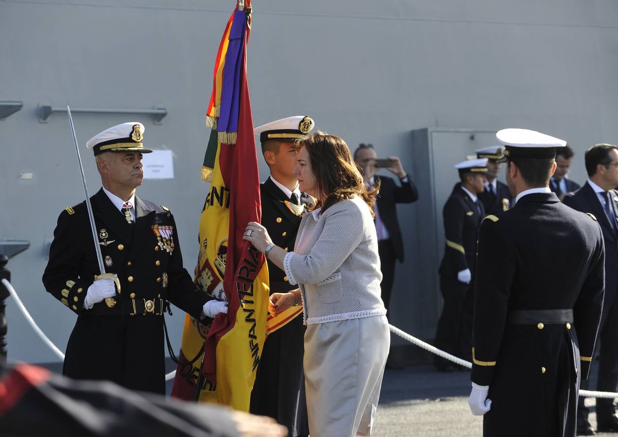 Fotos de la jura de bandera civil en el portaaviones Juan carlos I en Málaga (III)