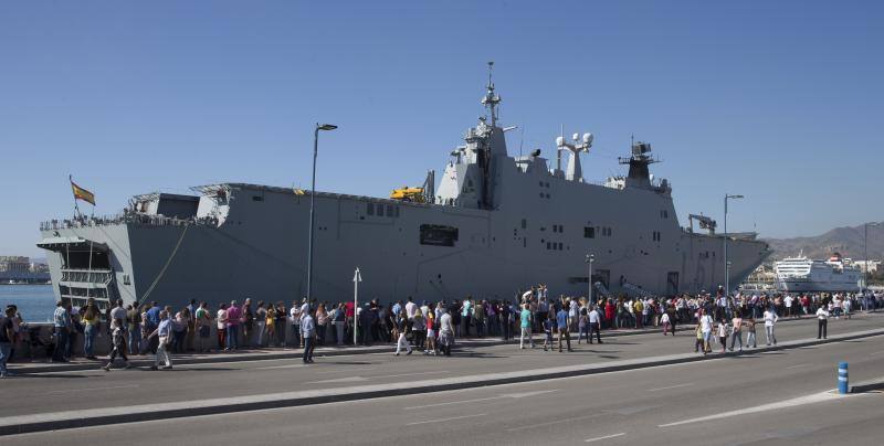 El portaviones ha estado atracado este fin de semana en el Puerto y podía visitarse gratis
