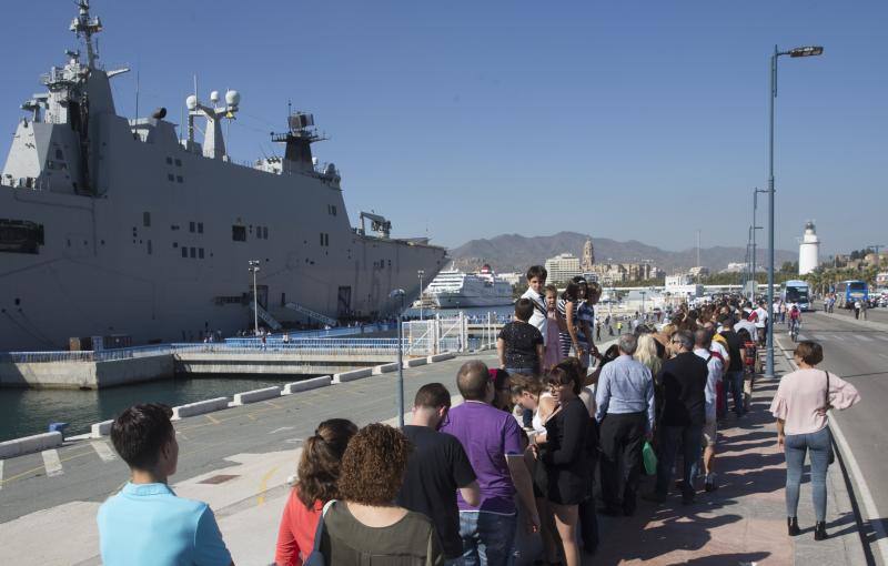 El portaviones ha estado atracado este fin de semana en el Puerto y podía visitarse gratis