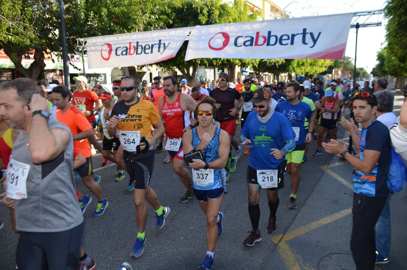 La octava edición de la Media Maratón de Rincón de la Victoria, en fotos
