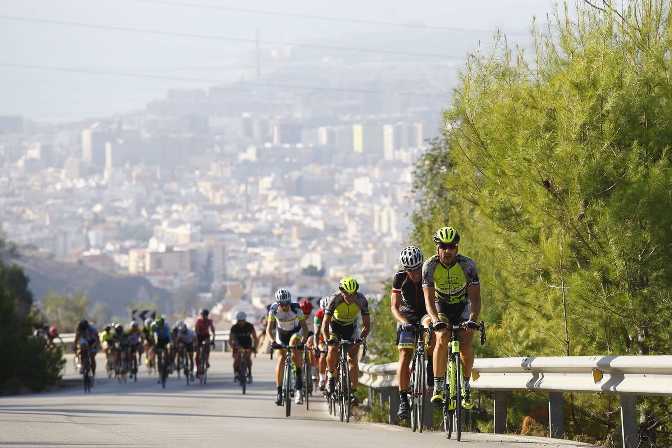 La tradicional prueba se celebró este domingo con la participación de más de 250 ciclistas