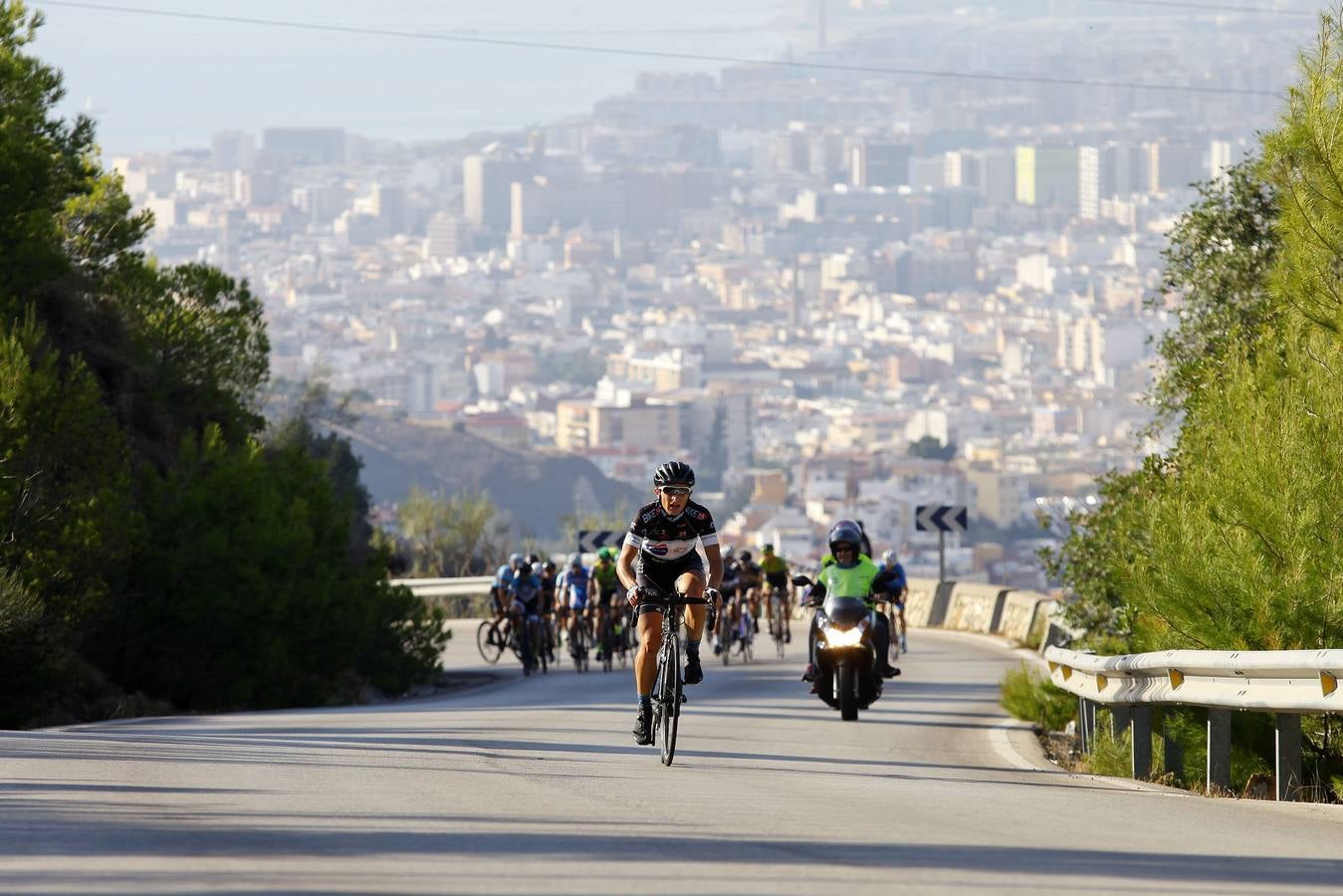 La tradicional prueba se celebró este domingo con la participación de más de 250 ciclistas