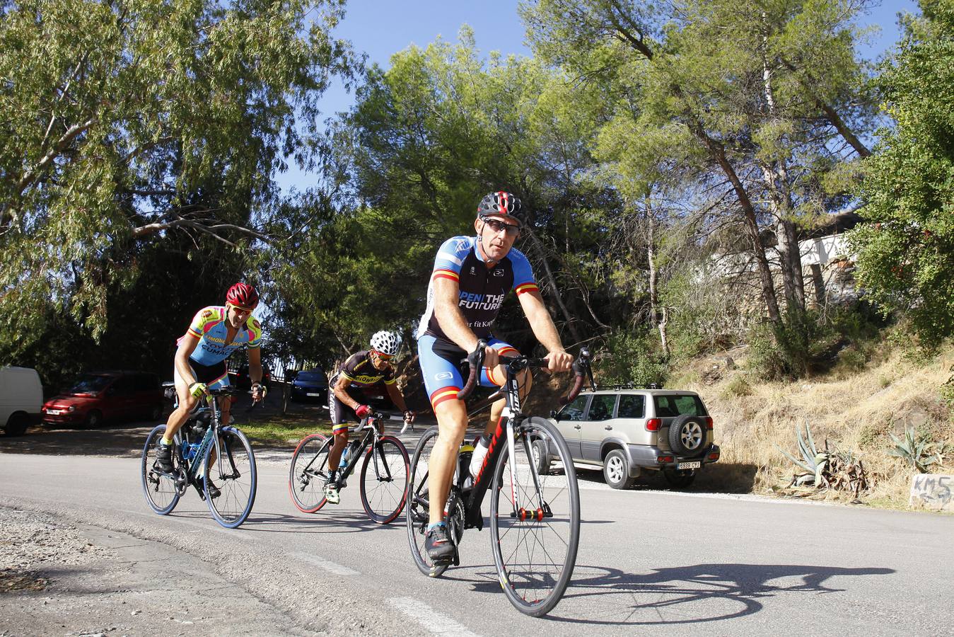 La tradicional prueba se celebró este domingo con la participación de más de 250 ciclistas