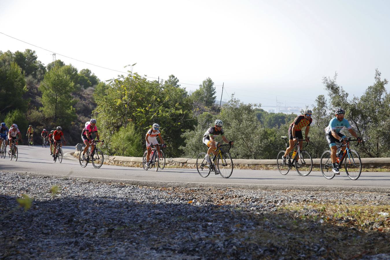 La tradicional prueba se celebró este domingo con la participación de más de 250 ciclistas