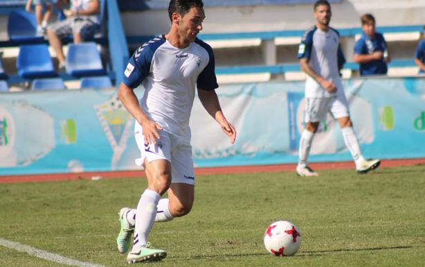 Javi Moreno, autor del último gol del Marbella. 