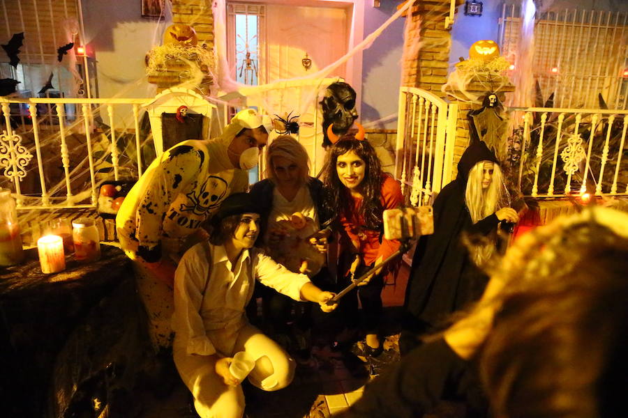 Esta zona de Málaga vivió un año más una noche terrorífica