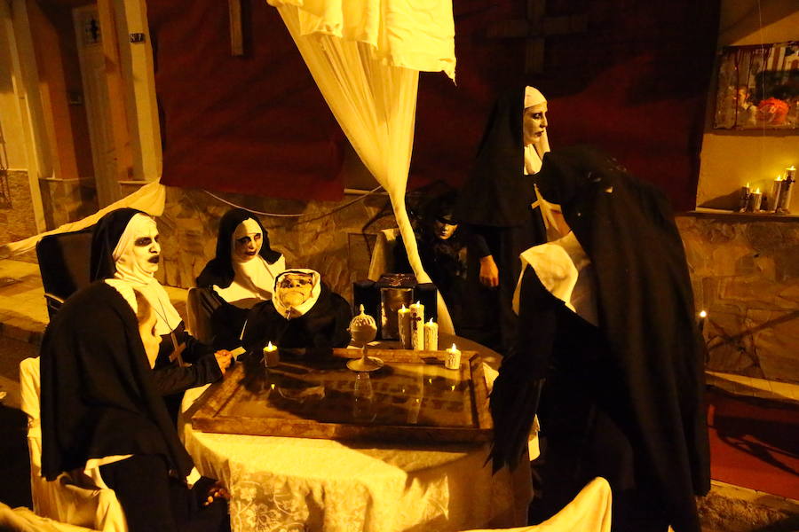 Esta zona de Málaga vivió un año más una noche terrorífica