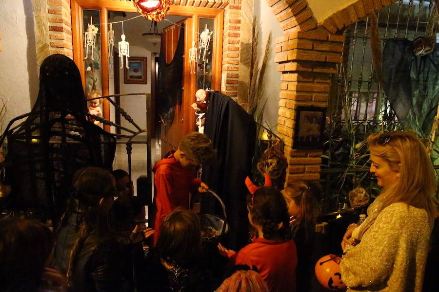 Esta zona de Málaga vivió un año más una noche terrorífica