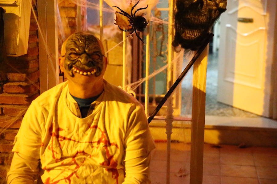 Esta zona de Málaga vivió un año más una noche terrorífica