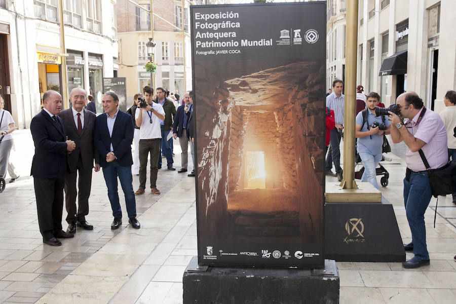 Una muestra de 40 fotografías enseña al visitante los principales enclaves patrimoniales, culturales y naturales de la Ciudad del Torcal 