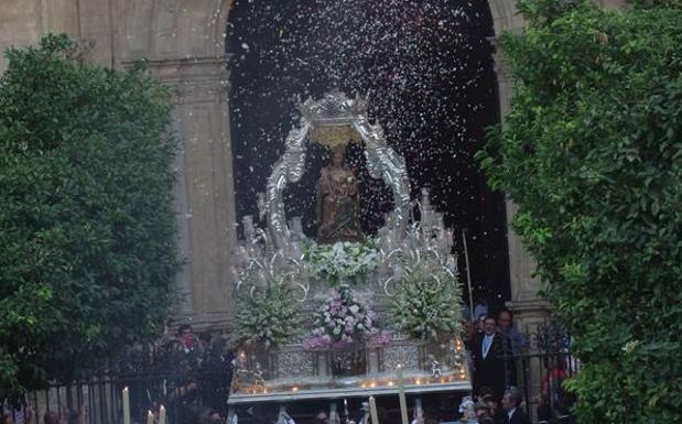 La Virgen de la Victoria, en su salida procesional.