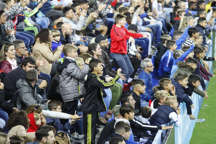 Unas 19.000 personas acudieron a La Rosaleda a presenciar el entrenamiento de la selección española de fútbol.