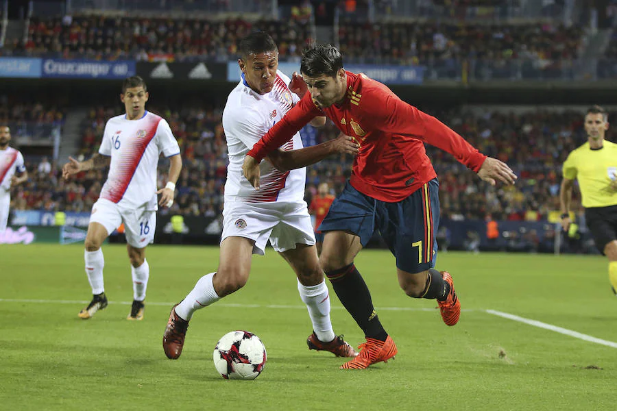 La Rosaleda puso el cartel de "completo" para el partido amistoso entre España y Costa Rica. 