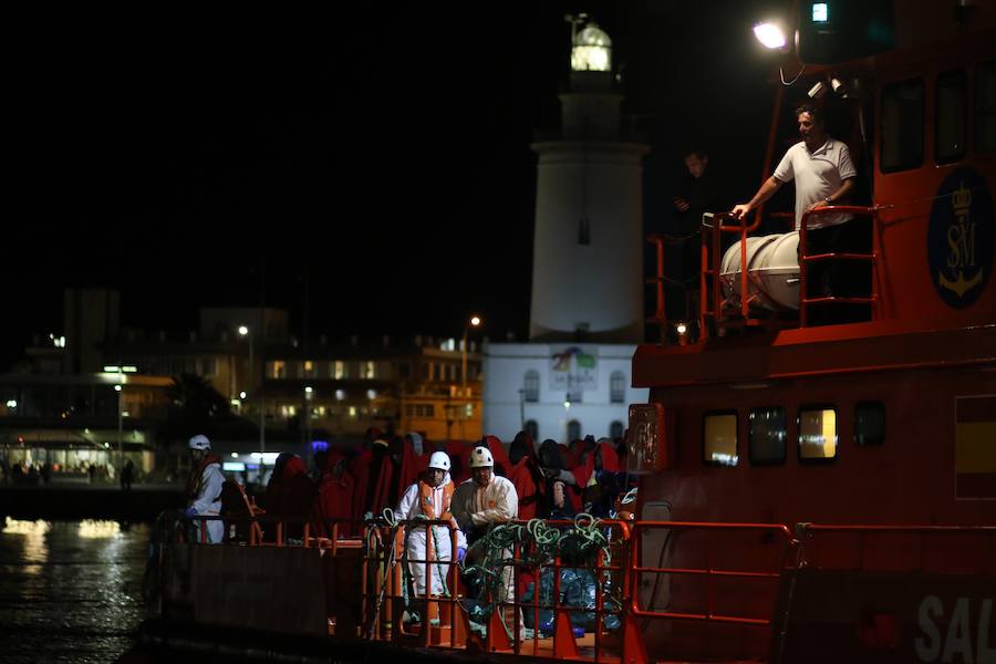 Los ocupantes de tres pateras llegan a Málaga