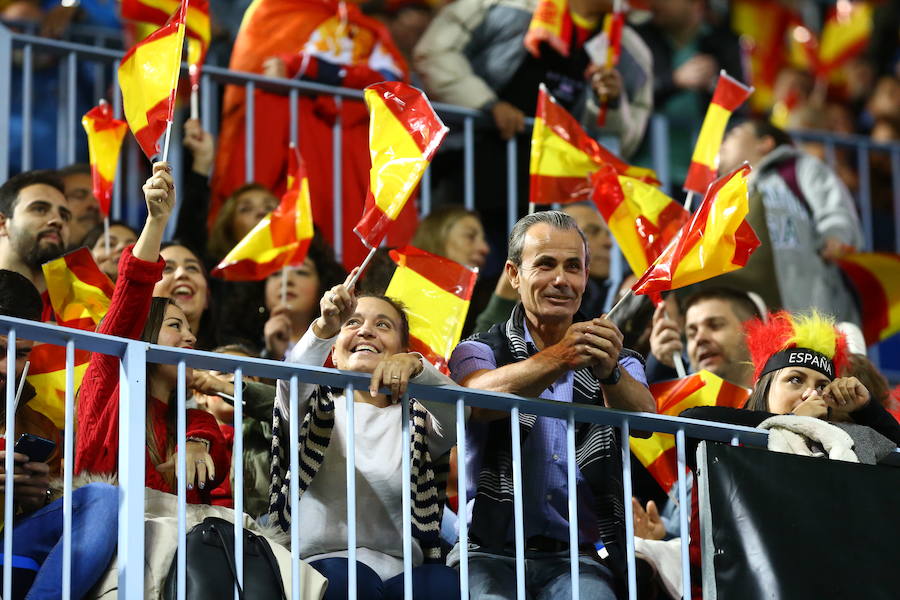La gran expectación por ver a la selección española en Málaga hizo que La Rosaleda colgase el cartel de completo en el partido ante Costa Rica.