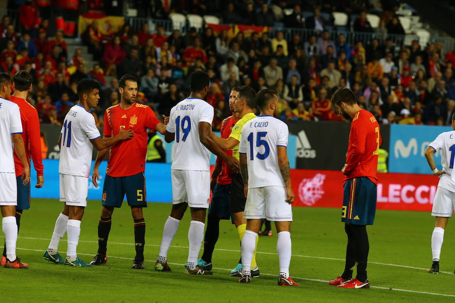 España golea a Costa Rica en La Rosaleda en el amistoso para preparar el Mundial 2018.