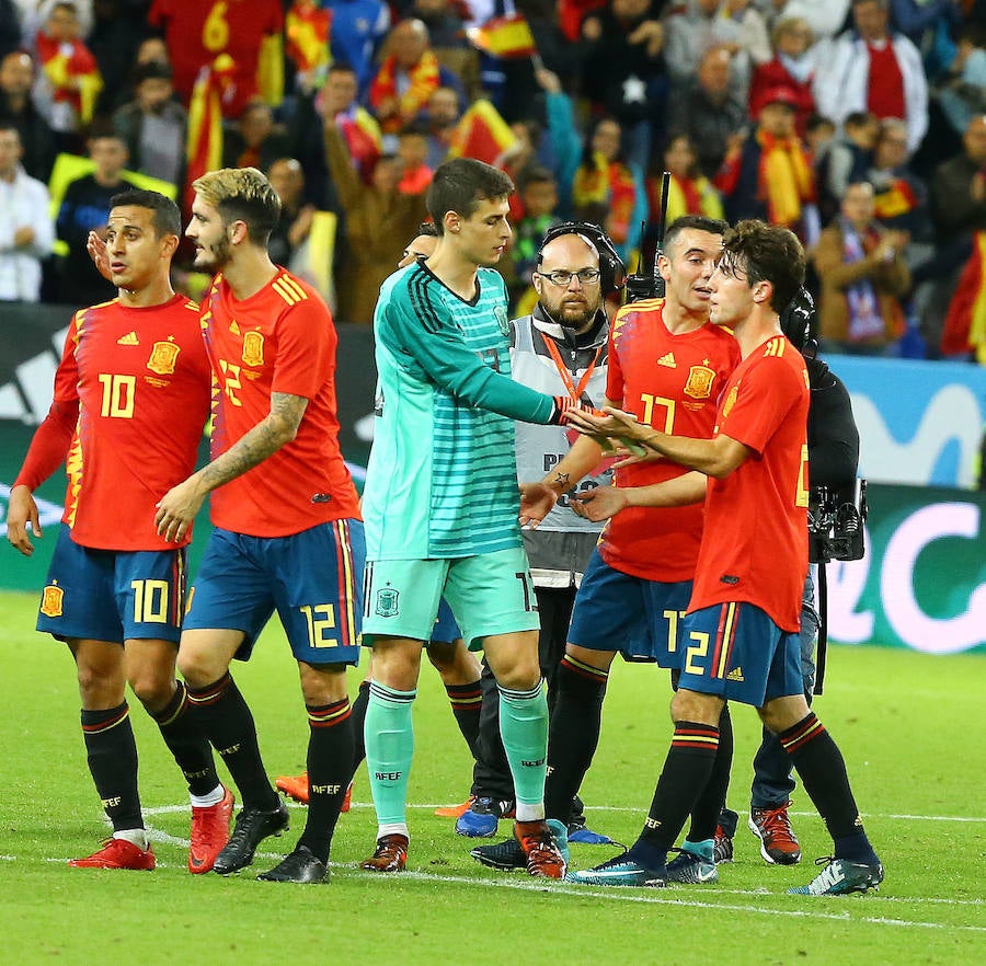 España golea a Costa Rica en La Rosaleda en el amistoso para preparar el Mundial 2018.
