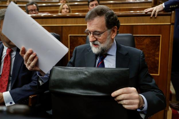Mariano Rajoy, ayer durante la sesión de control al Gobierno en el Congreso de los Diputados. :: E. N. / efe