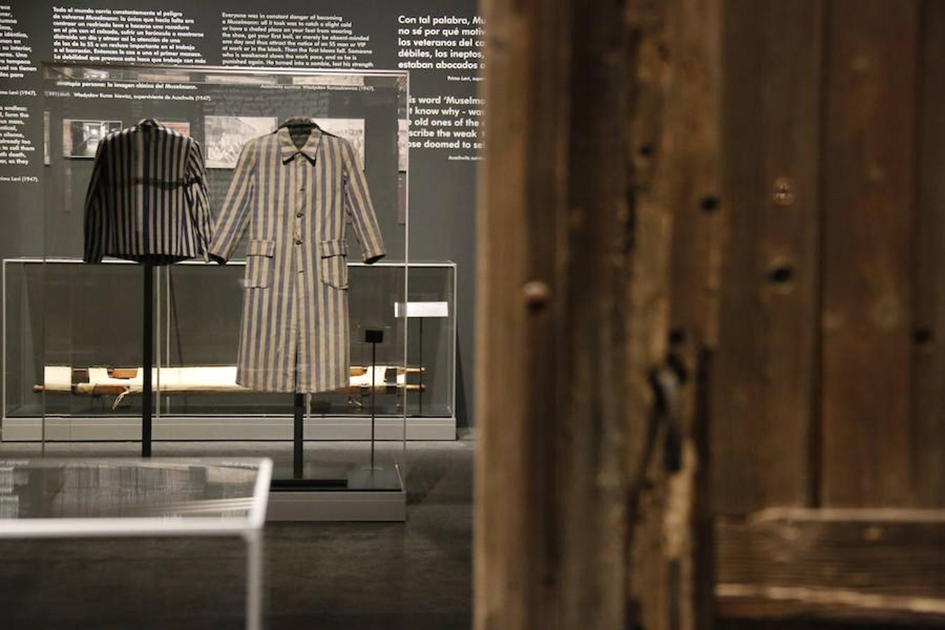 La exposición definitiva sobre el terrible campo de exterminio de Auschwitz, organizada por una empresa vasca, reúne 600 objetos y testimonios de víctimas y verdugos