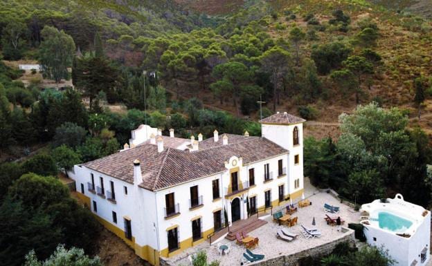 El hotel Humaina está en el corazón de los Montes de Málaga.