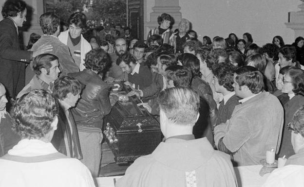 Galería. Más imágenes del funeral. 