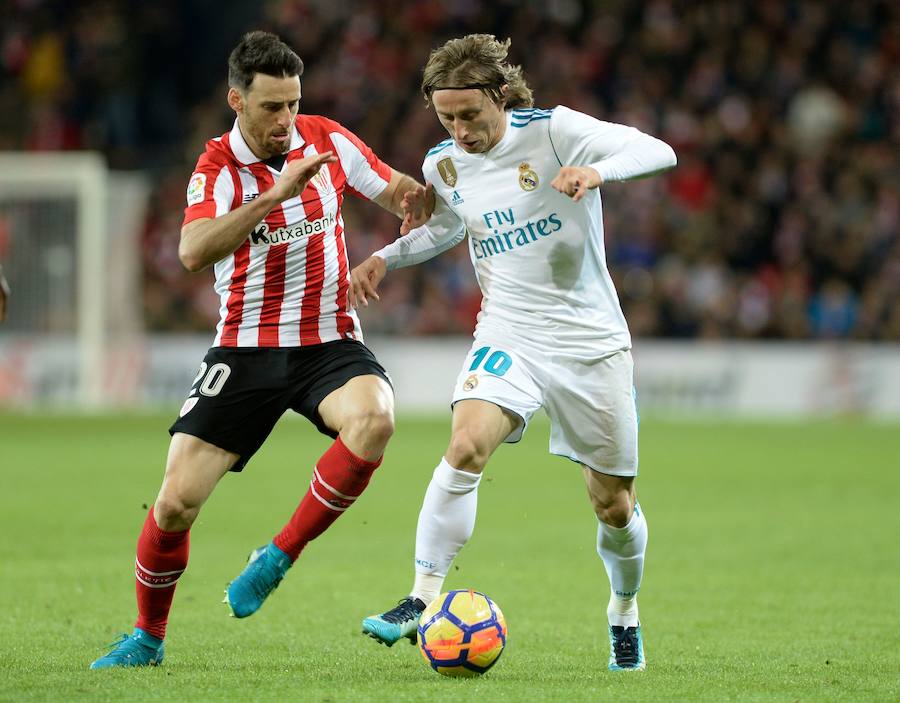 El conjunto blanco no logró pasar del empate en San Mamés en un partido en el que ningún equipo consiguió hacer gol.