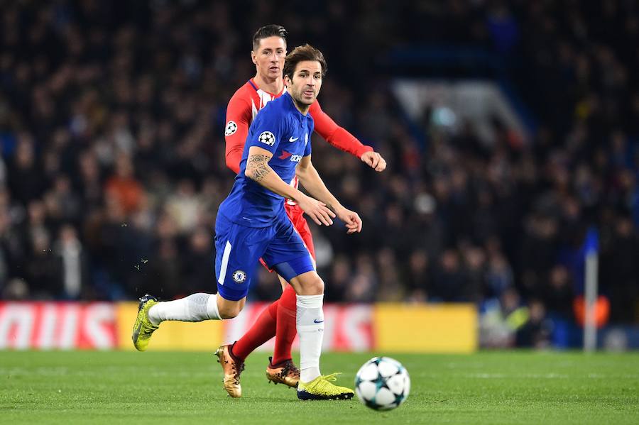 El Atlético empató en Stamford Bridge ante el Chelsea y dijo adiós a la Champions League. La Roma venció al Qarabag y los rojiblancos no ganaron, por lo que los de Simeone disputarán la Liga Europa.