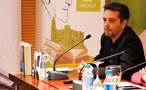 Sanz, durante su lectura en Málaga, donde presentó una nueva edición de la ‘Poesía completa’ de Aleixandre.