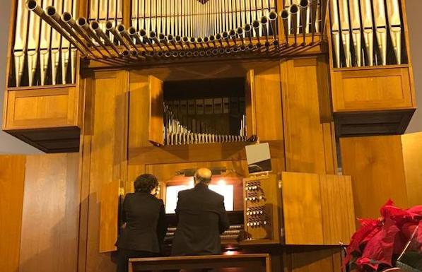 Adalberto Martínez, durante el recital que ofreció en el Conservatorio Nacional de Beirut