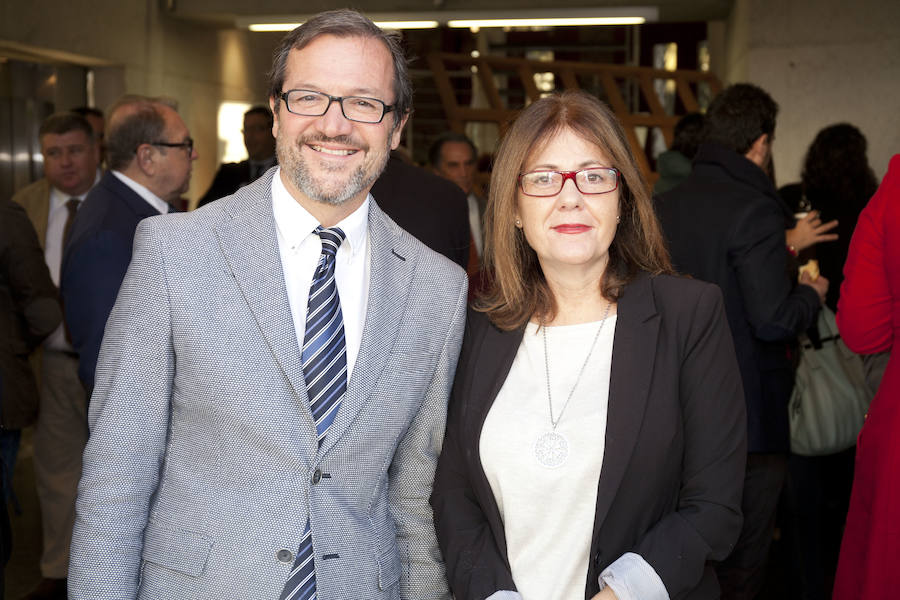 Expertos destacan que la producción de aceite de oliva se multiplica y el Puerto de Málaga será clave para su exportación