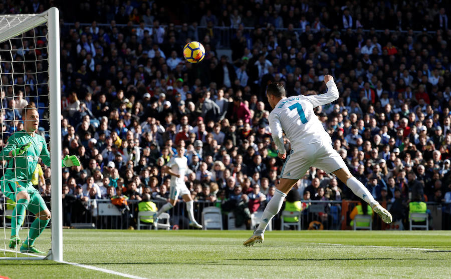 El conjunto azulgrana dejó prácticamente sentenciada la Liga en el Bernabéu tras su victoria por 0-3. 