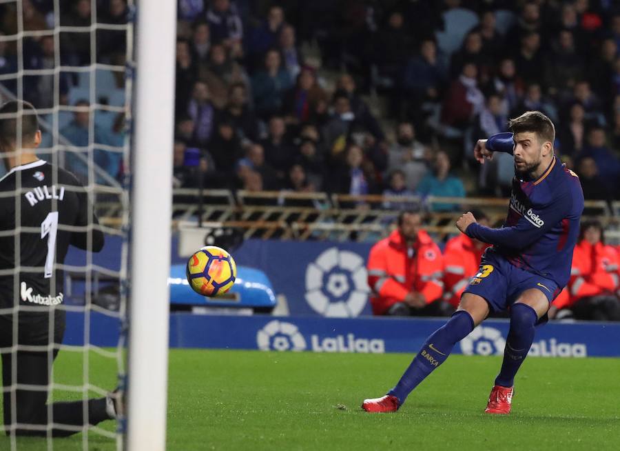 El Barça remonta un 2-0 en Anoeta, acaba con el gafe y completa una primera vuelta casi perfecta, ninguna derrota y único club invicto en Europa.