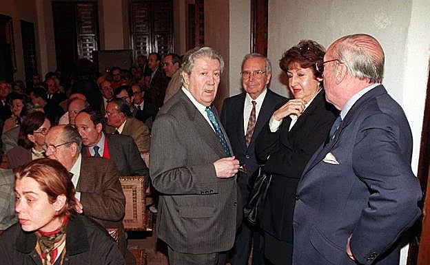 Manuel Alcántara, Pablo García Baena, Rosario Camacho y Alfonso Canales, en 1999.
