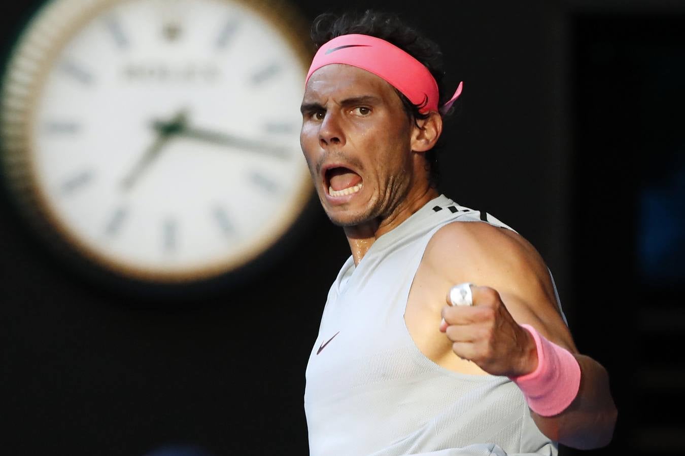 Rafa NAdal sigue con paso firme en el Abierto de Australia. En segunda ronda ha derrotado al argentino Leonardo Mayer (6-3, 6-4 y 7-6).